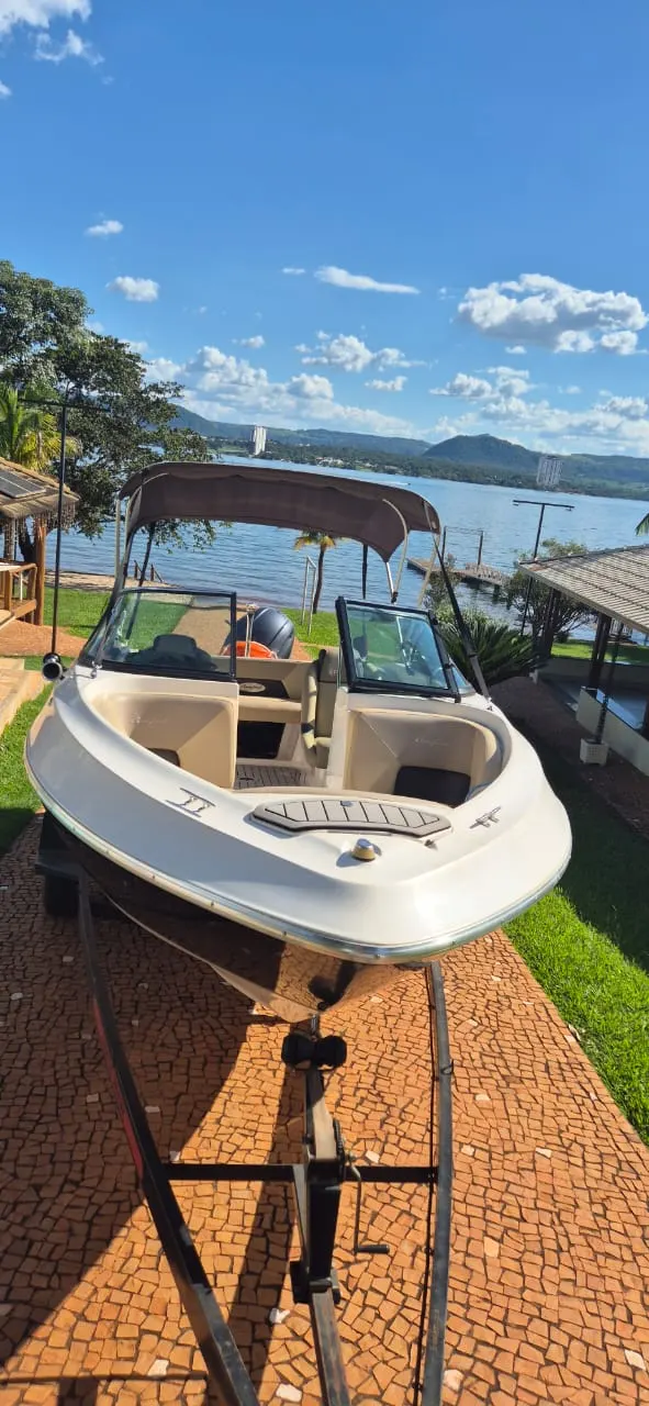 Lancha Ventura Confort 195 — foto 17