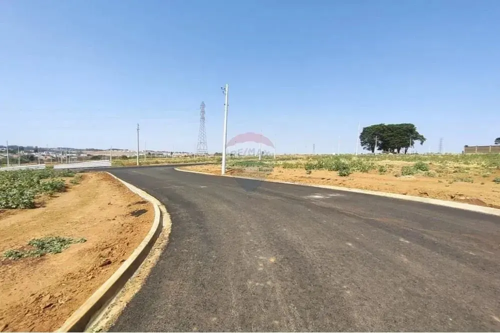 Terreno - Pouso Alegre - Q25 L8 Nas Costas da Avenida 230m² — foto 2